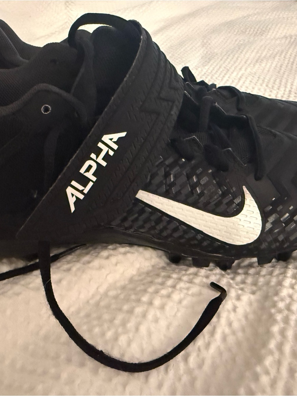 Nike Black Football Cleats with White Swoosh and Alpha Strap size 9 Mens